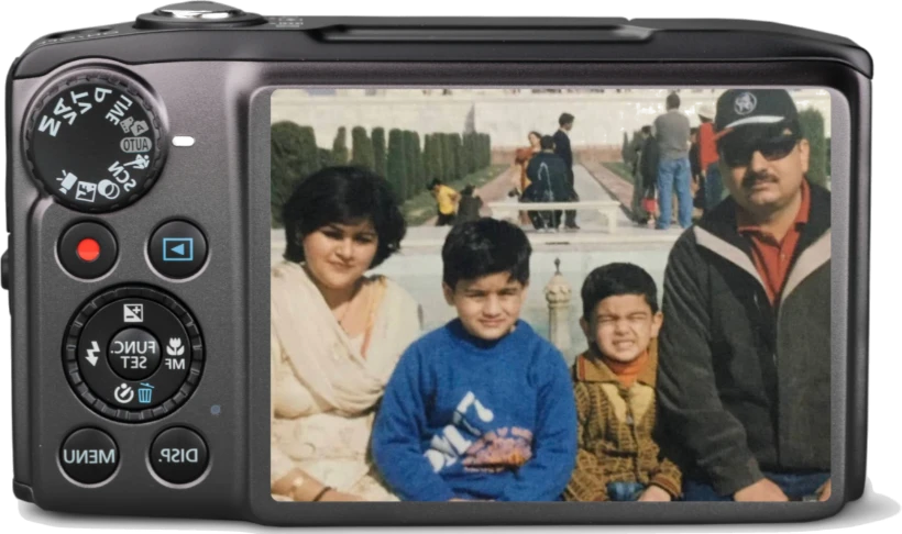 The family at the Taj Mahal, on the back of a camera